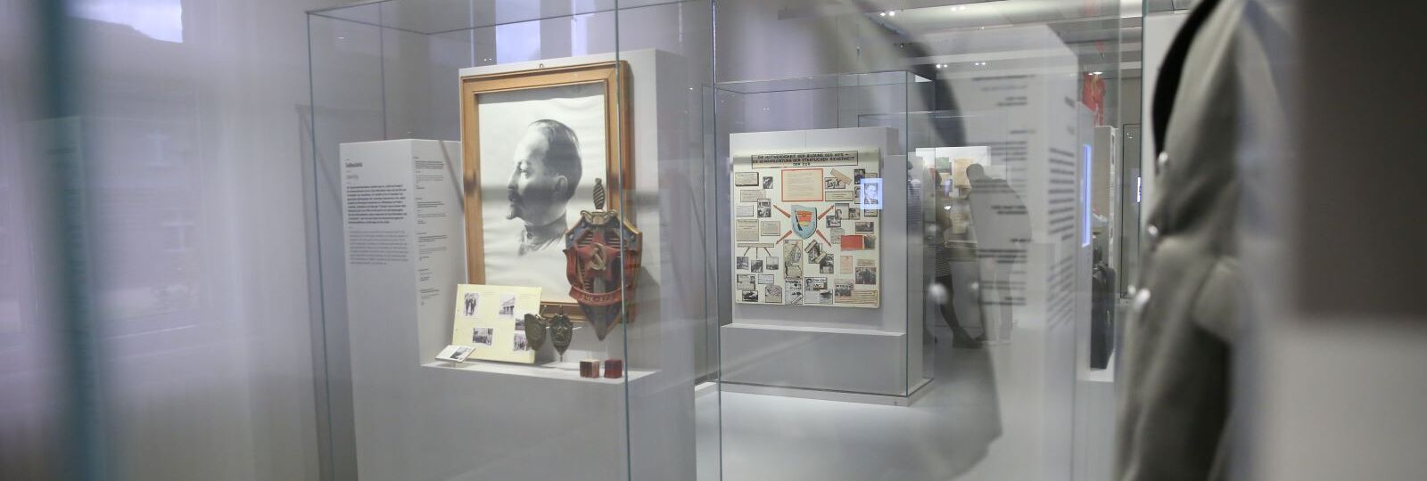Blick in die Ausstellung "Inhaftiert in Hohenschönhausen"
